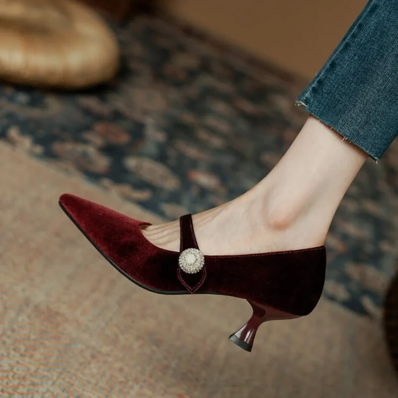 Womens Heels - Wijnrode Mary Jane schoenen met puntige